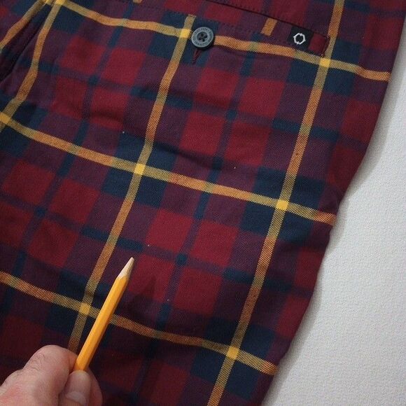 Empyre Men's Shorts‎ Size 30 NEW WITH TAGS Red Plaid Relaxed Fit Cotton Spandex - Picture 8 of 10